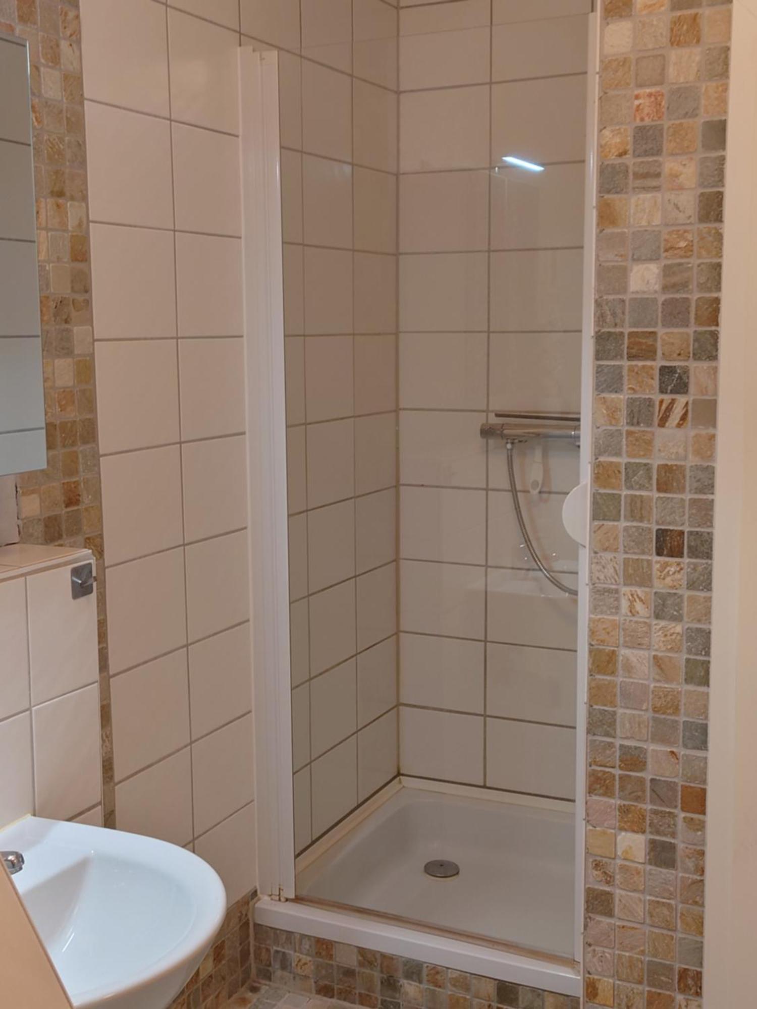 Neuenhagen bei Berlin Auftanken Im Gruenen _ Just4You_B.Berlin מראה חיצוני תמונה